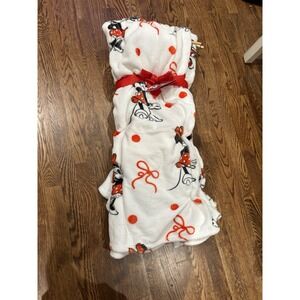Disney Mickey Mine 2 Pack Fleece Throw Blankets NWT White Red Christmas Holiday